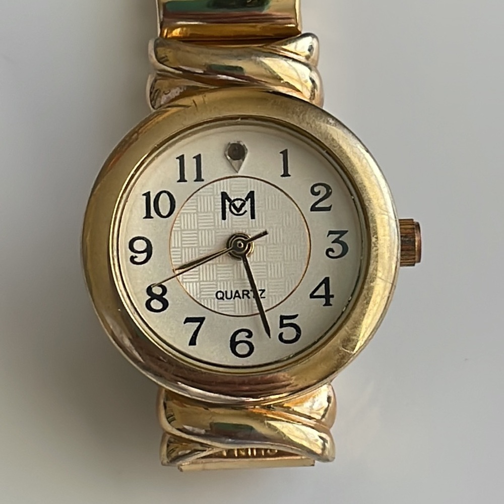 Vintage CM brand quartz elastic stretch band watch in gold tone metal and steel - Picture 2 of 5